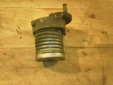 Tlumi� vibrac� dr�kov�ho �emene